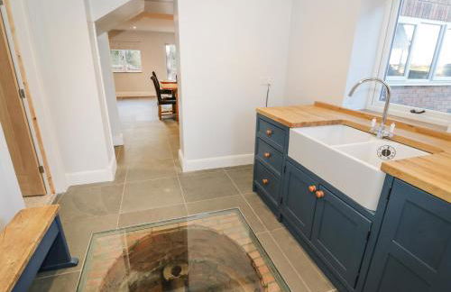 Lea Farm House - Photo 13