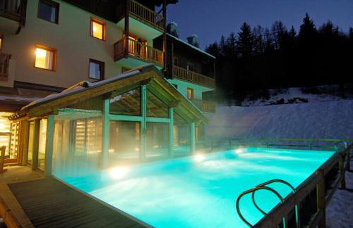 Résidence Les Alpages 4 étoiles - Appartement 4 personnes - Piscine, Hammam, Sauna, Jacuzzi - ValCenis 73480 - Foto 53