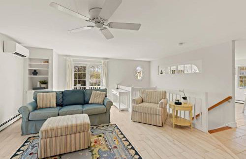 Breathtaking Cape Cod Beachhouse with Private Beach Access Near Sandwich, Massachusetts - Foto 25