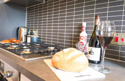 Luxury 3 Bedroom Welsh Valley Retreat With Superfast Wifi - Photo 4