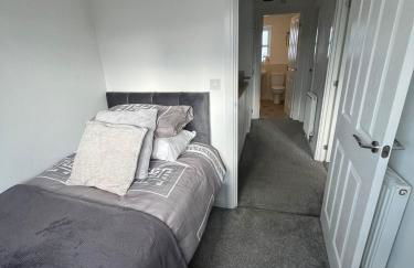 Modern 3 bed Semi-detached - Foto 10