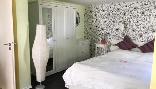 Schräges Haus - Foto 2