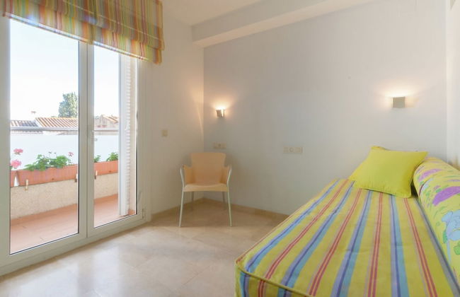 Very Central, Seabeach Closeby, Private Terrace, Free Wifi - Photo 12