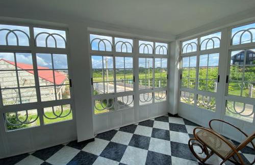 Casa con encanto amplios jardines al lado de la playa - Foto 29