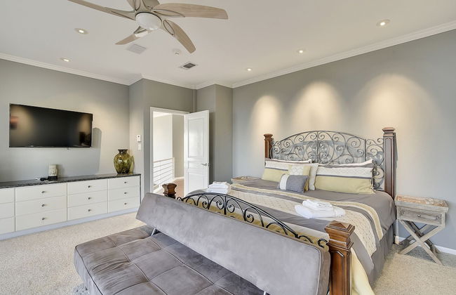 Chateau Soleil - Photo 2