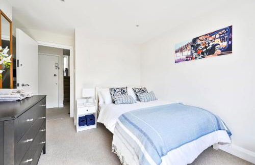 New Chic 3-Bed Flat in Clapham - Foto 28
