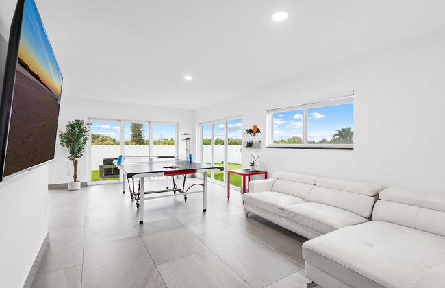 Unique Retreat - Unit C: Charming 2nd-floor Escape - Foto 20