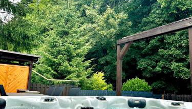 Haus am Wald mit Whirlpool, Garten, Kamin und voll ausgestatteter Küche - Foto 2