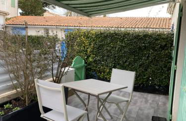 Au cœur de la Cotinière Studio en résidence parking privé wifi - Foto 1