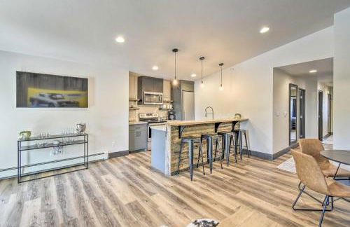 Modern Townhome with Deck - half Mi to Elkhart Lake! - Foto 13