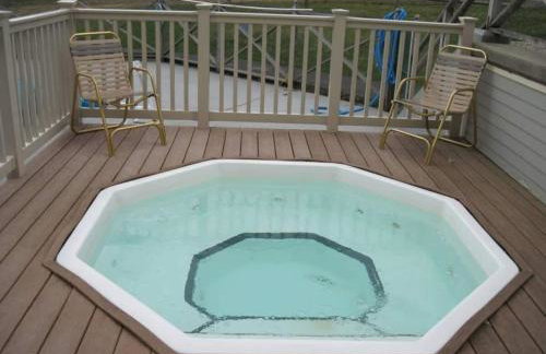 WOW-New Ski OnOff Suite By Pool Sleeps 4 Jiminy Pk - Foto 19