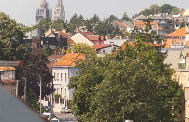 Newly Refurbished Loft Near City Center - Foto 16