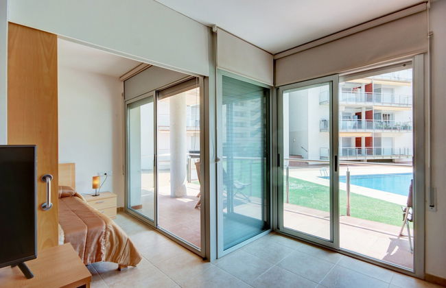 Apartment in Roses Near the Beach - Photo 8