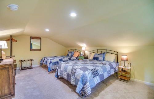 On-Site Lake Access Group Getaway in Afton - Foto 21