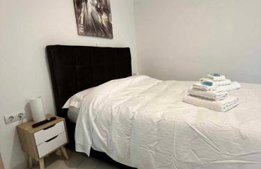 Elegant & Modern Apartment near to Athens Riviera - Foto 14