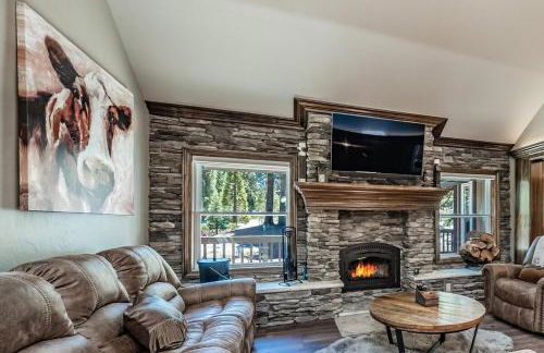 Lux Western Cabin Pool Table Ping Pong Vibes - Foto 10