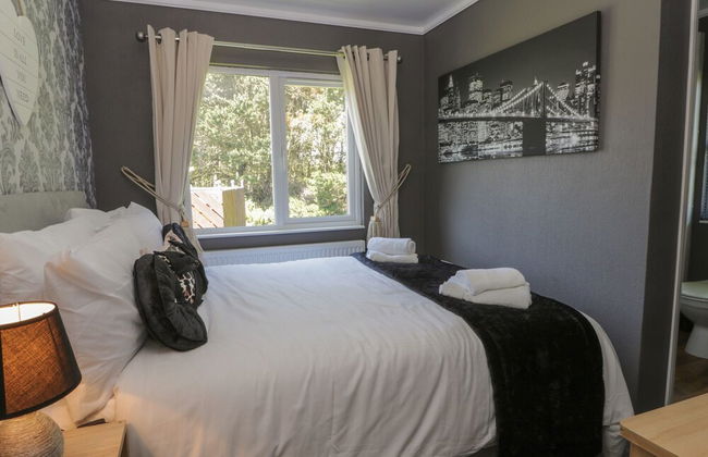 Jonstone Pines Lodge at Cayton Bay Holiday Park - Foto 6