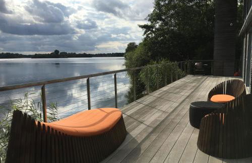 Luxury Lakeside House at Lakes by Yoo - Photo 5