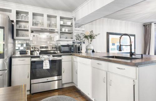 Upscale Dallas 2-Bed Condo Patio & Resort Pool - Foto 18