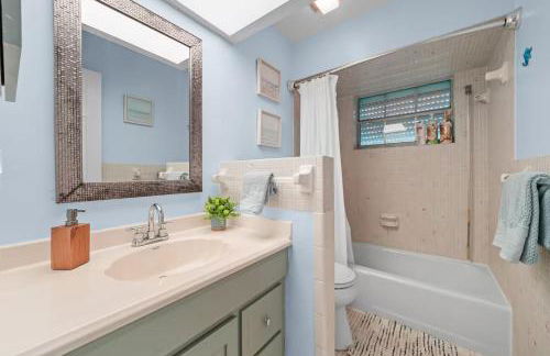 Golf Cart-Jacuzzi-Surfing Abode on Hutchinson Island - Foto 41