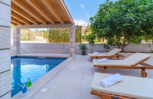 Luxury Stone Villa Nevija with heated pool - Photo 41