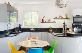 Belle Villa moderne avec piscine et jardin - Foto 40