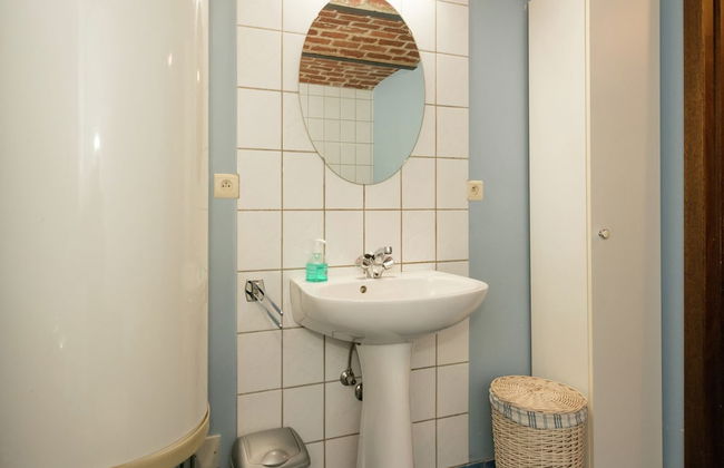 Farmhouse Situated at the Edge of the Woods - Photo 15