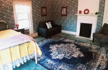 1800's Victorian Patriot House - Foto 17