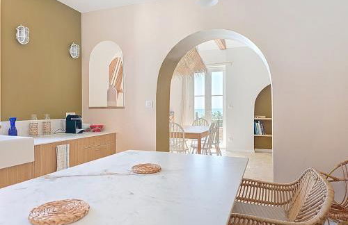 Feet in the water, 100 m from the city center - Photo 34