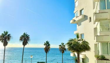 SEA VIEW & BEACH ACCESS - Center - Parking - Photo 2, Garden, Garden view