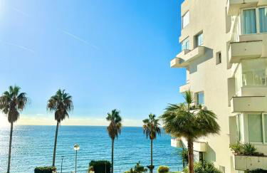 SEA VIEW & BEACH ACCESS - Center - Parking - Photo 2