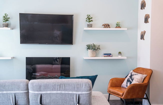 Peak Paradise by Revelstoke Vacations - Photo 13