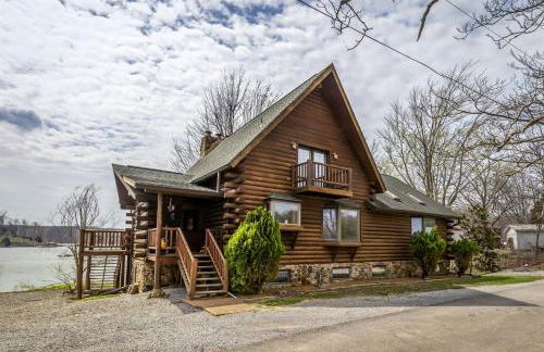 Luxury Log Cabin w Beach & Dock Sleeps 12 - Photo 11