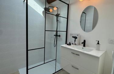 Le Montmorency 56, déco rénové, proximité centre Climatisation - Photo 9