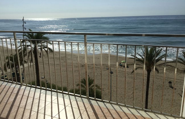 Calafell Beach - Photo 38