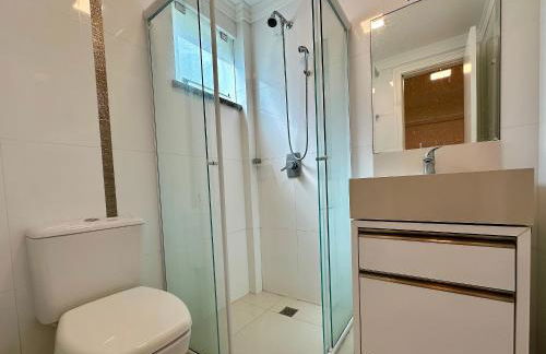 Residencial Ilha do Arvoredo - Praia de 4 Ilhas, próximo ao mar. - Photo 26