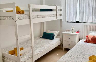 Apartamento en Islantilla playa con 2 terrazas, aire acondicionado y WIFI fibra - Photo 17
