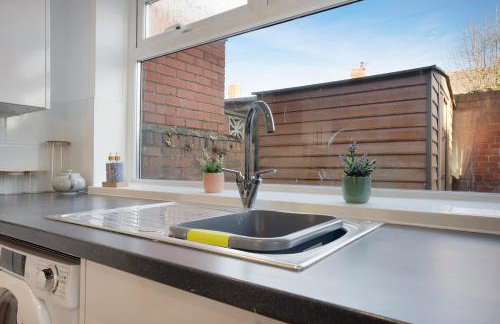 NEW! 2BR in Rowlington Terrace - Photo 12