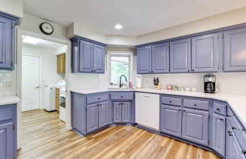 The Bella Vista Lakeside Treehouse Dock and Kayaks! - Photo 11