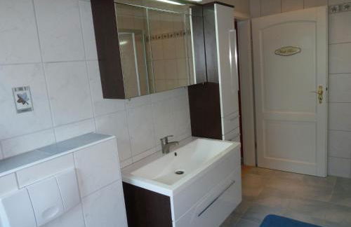 romantisches Ferienhaus Boddenblick mit Sauna - Foto 16