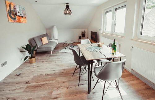 Exklusive Ferienwohnung an der Mosel - Top Ausstattung - Dachterrasse - E-Ladestation - Netflix - Foto 15