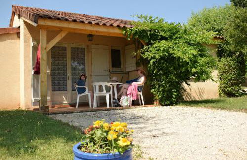 Village de Gîtes Le Châtenet - Foto 8