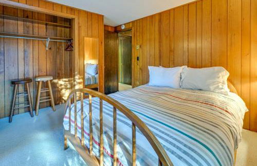 Lakefront Nekoosa Home Private Beach and Boat Dock! - Foto 16