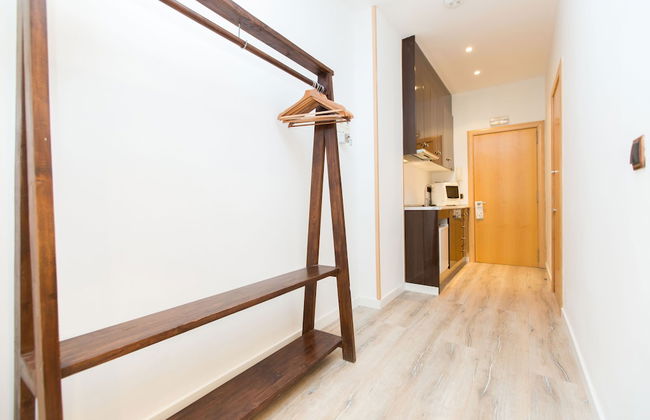 AinB Las Ramblas Colón Apartments - Foto 12