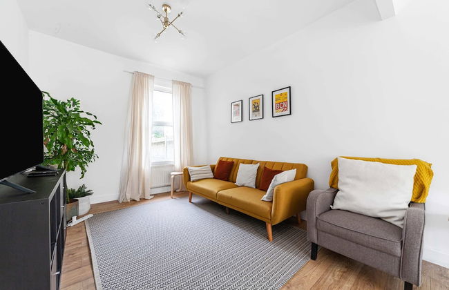 Modern Victorian Home With Secret Garden - Foto 24