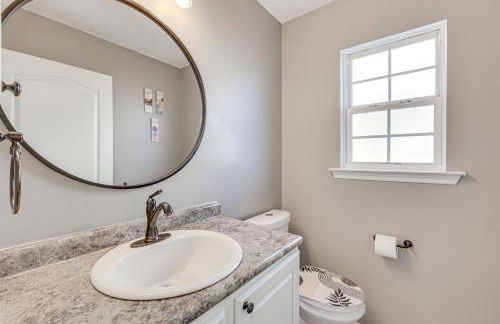 Quiet Suburban Huntsville Home 8 Mi to Madison! - Photo 22