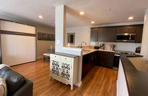Great Location! Downtown WP with Hot Tub! Sleeps 6! - Foto 15