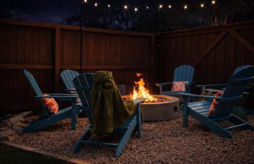 Sparkling Pool Hot Tub Game Room Kids Area - Foto 3