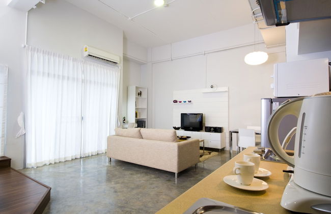 T Series Place Serviced Apartment - Photo 5