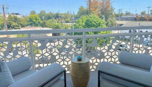 Designer Silver Lake Stylish One Bedroom with Parking - Foto 5